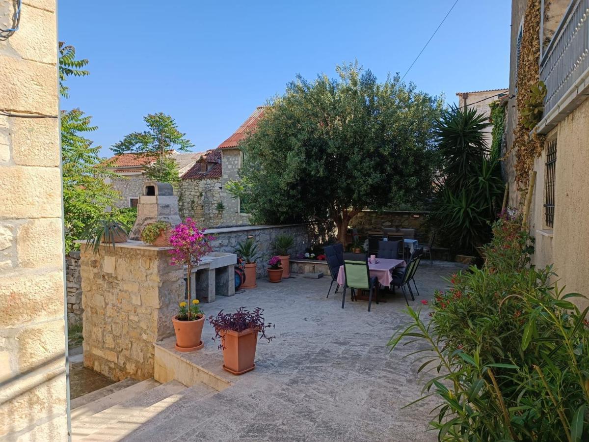 Diocletian Garden Centar Split Exterior foto